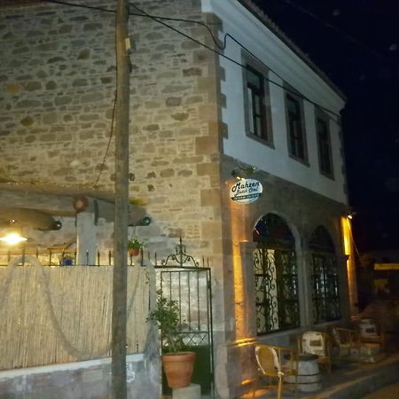 Mahzen Hotel ไอวาลิค ภายนอก รูปภาพ